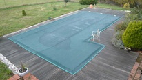 Filet anti feuilles pour piscine